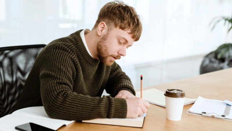 freelancer die in 5 stappen een keuze maakt voor de juiste AOV